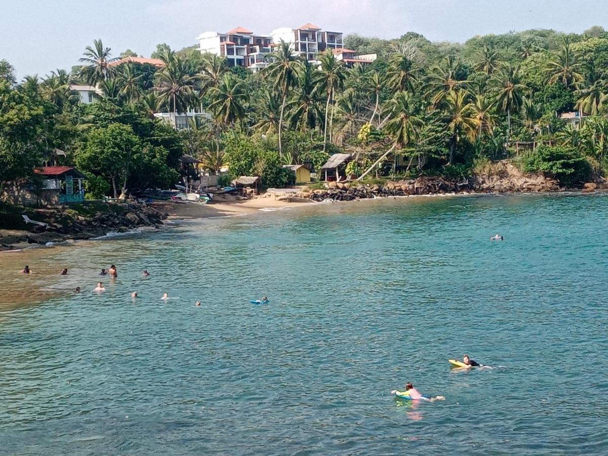 Surf Paradise Tangalle Exterior photo