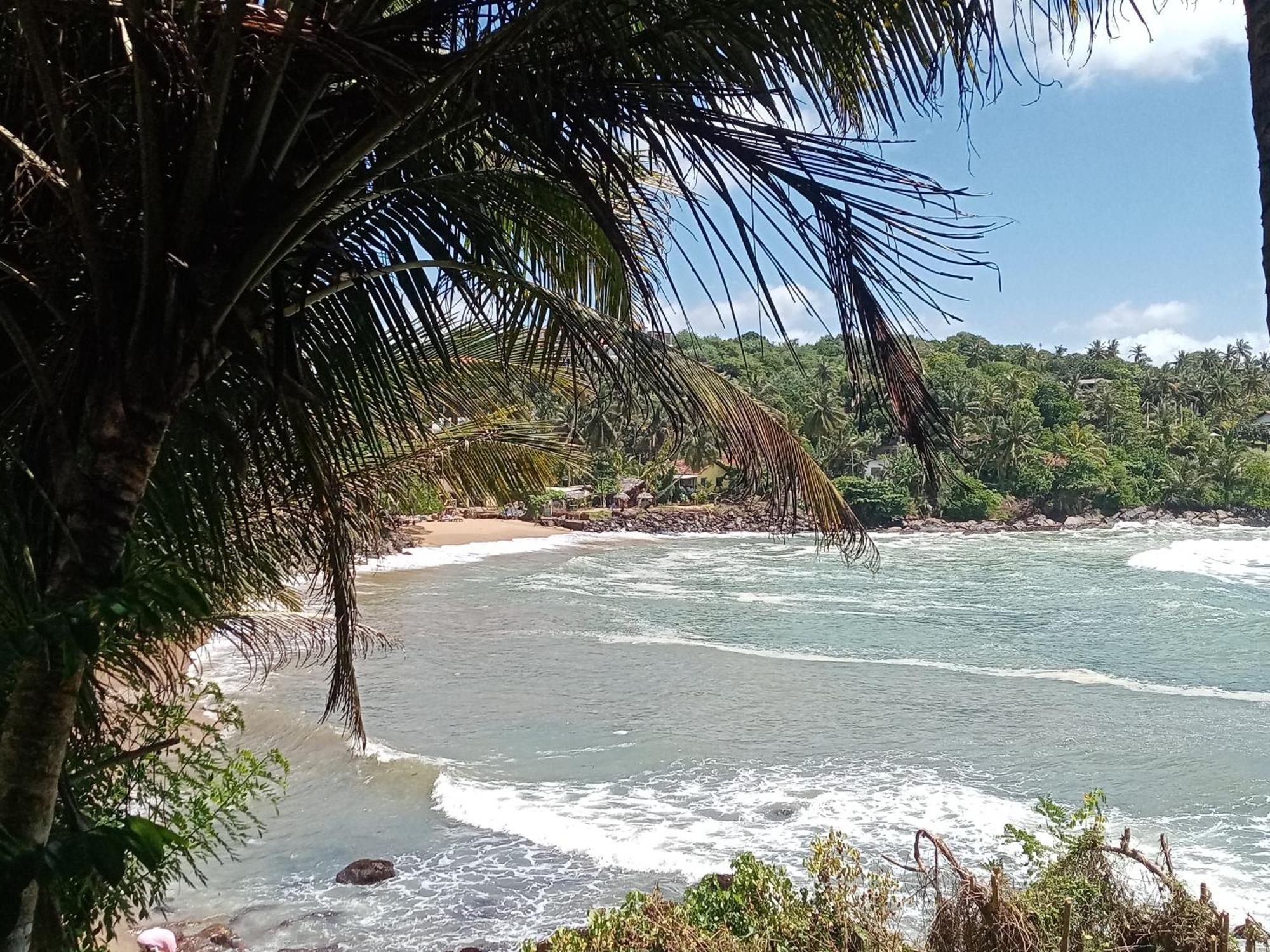 Surf Paradise Tangalle Exterior photo