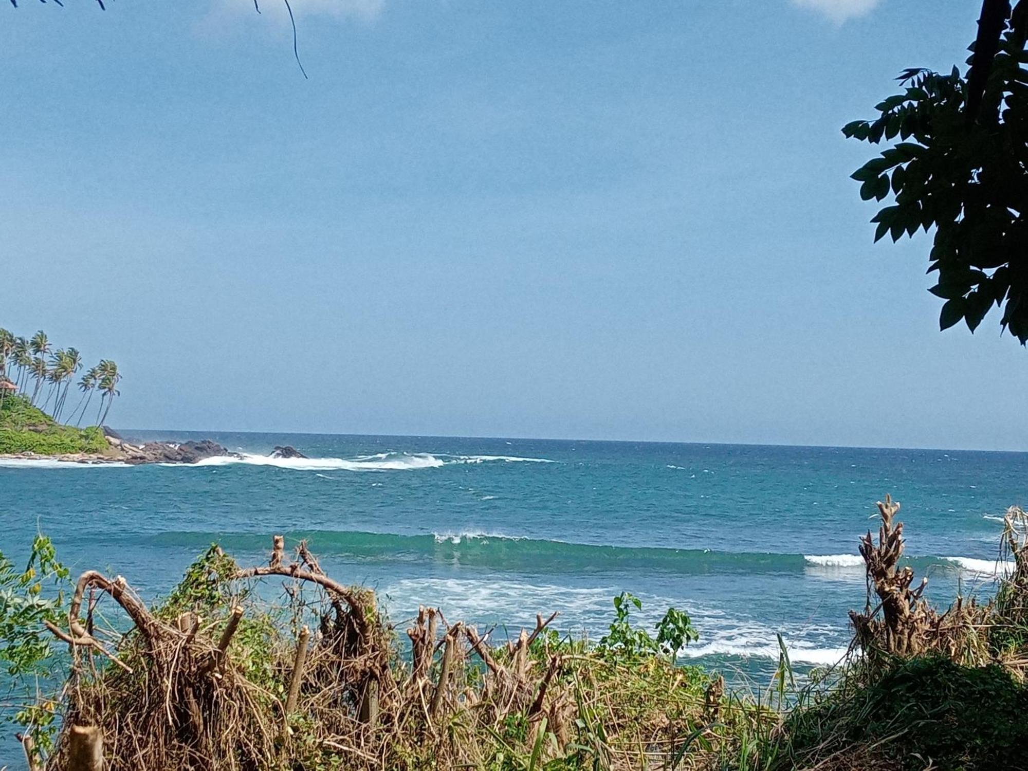Surf Paradise Tangalle Exterior photo