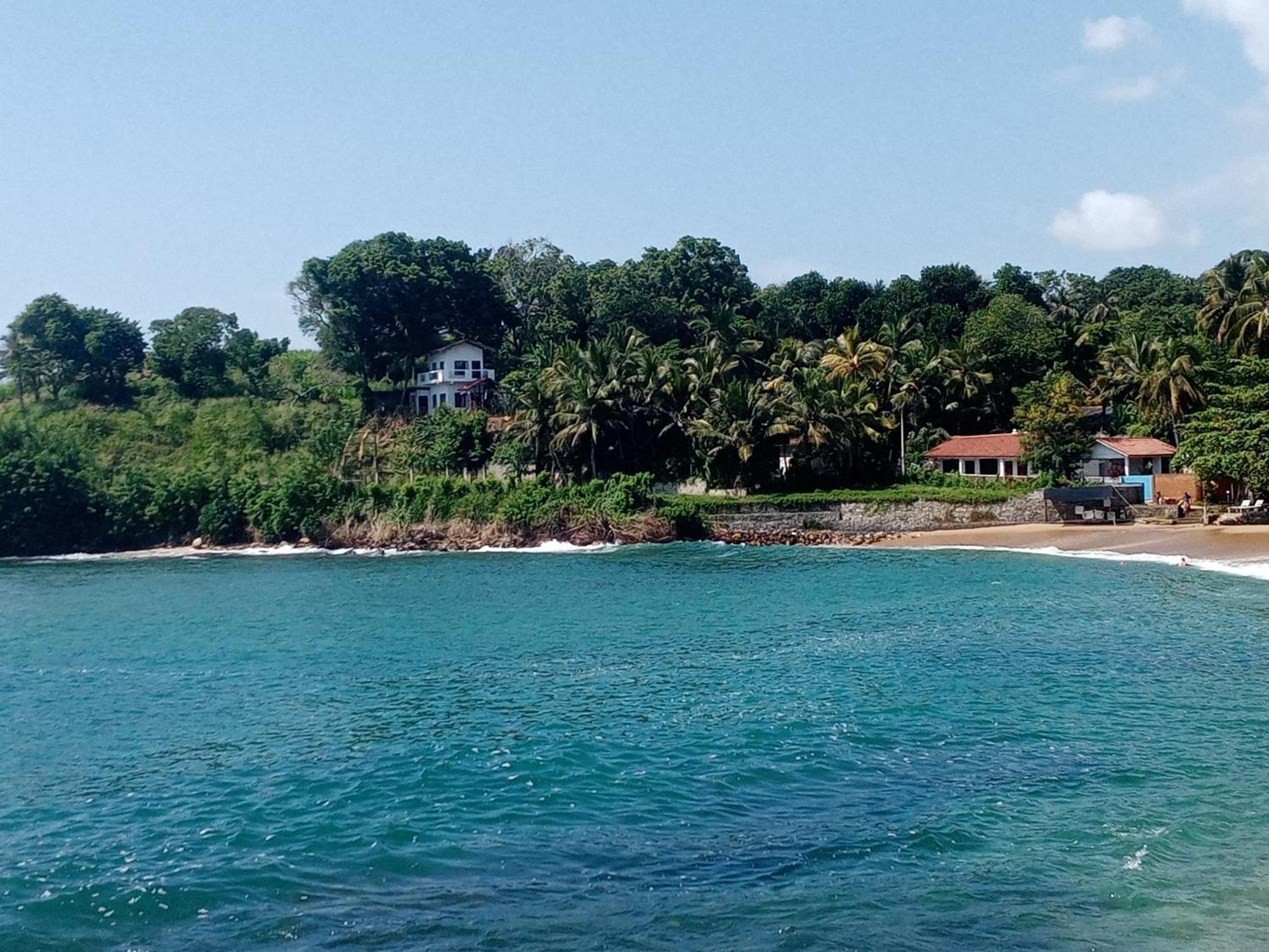 Surf Paradise Tangalle Exterior photo