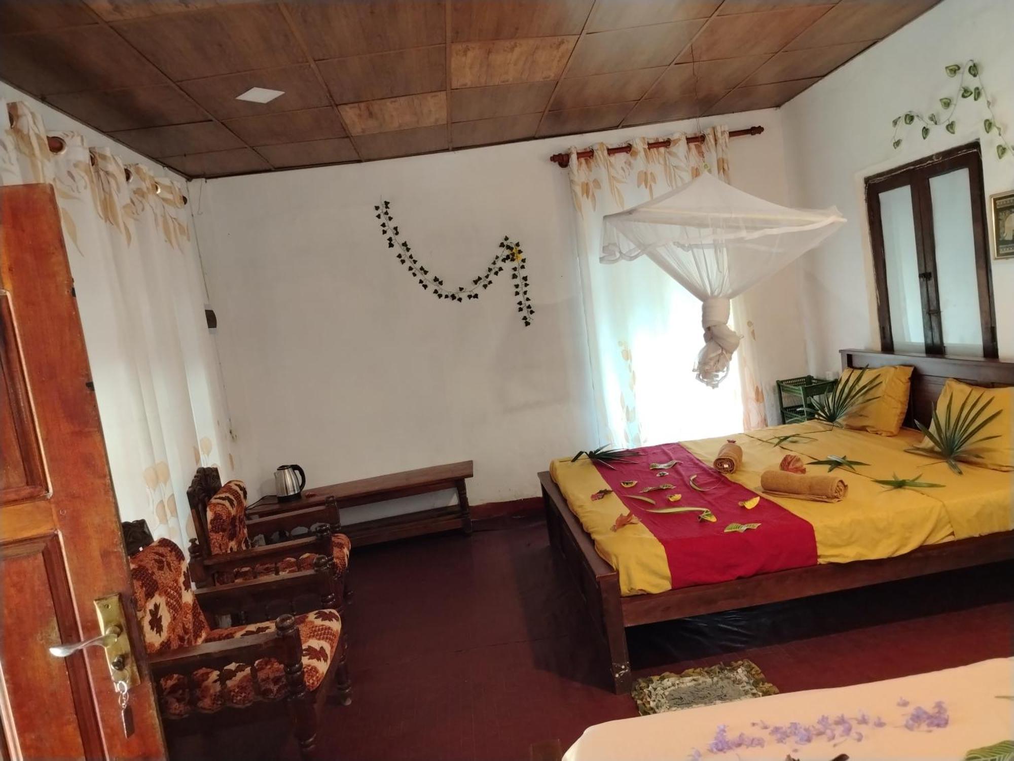 Surf Paradise Tangalle Exterior photo